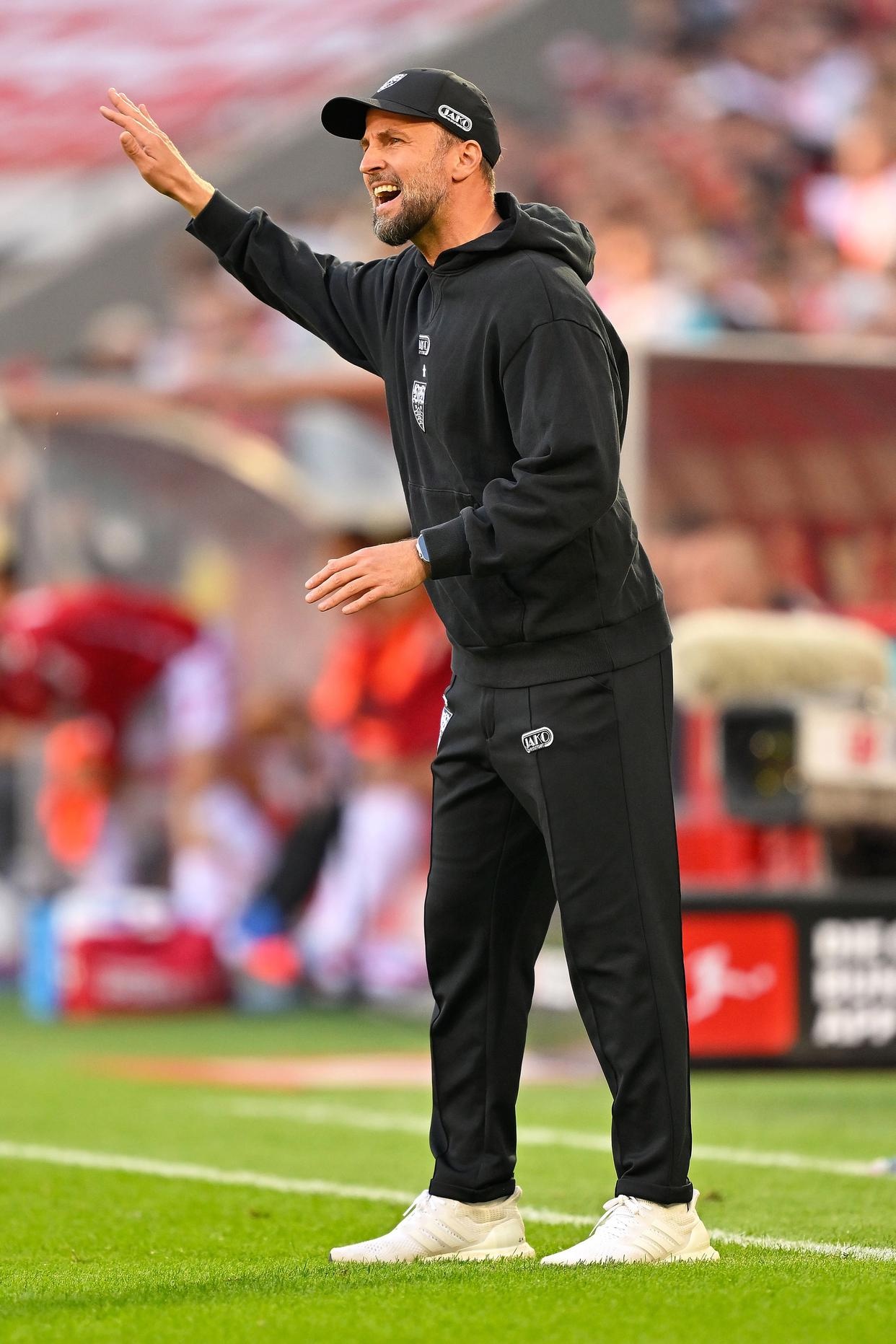 斯图加特足球俱乐部将迎来重大人事变动的简单介绍