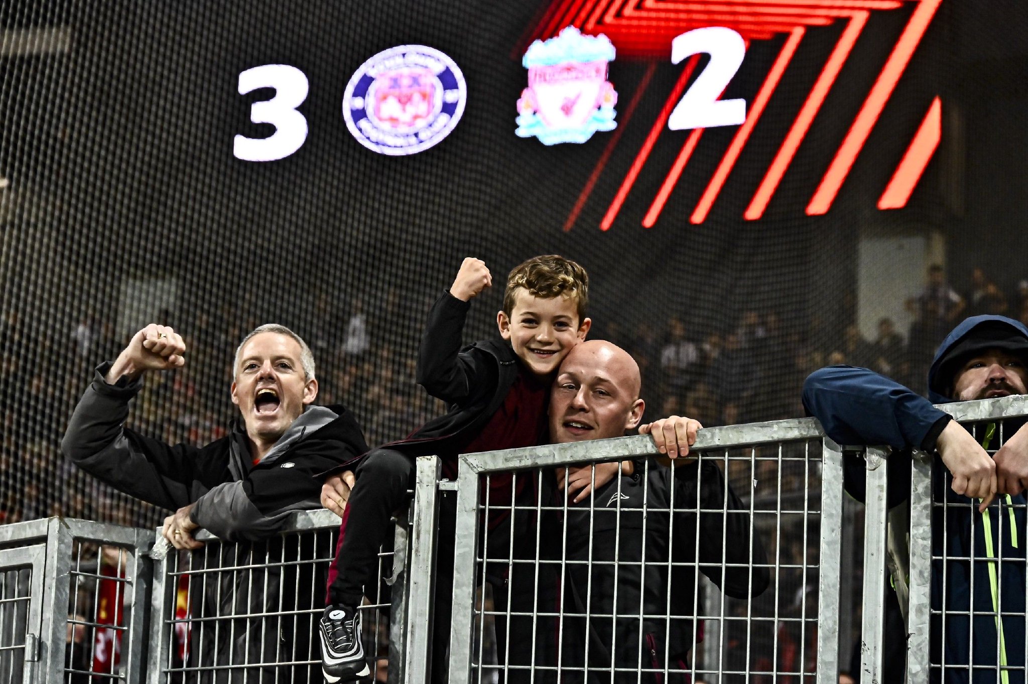 图卢兹球迷疑似发生冲突，俱乐部譴责行为的简单介绍