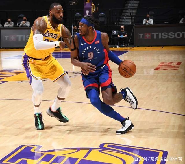 奇才队全队备战季后赛球员领取福利了吗