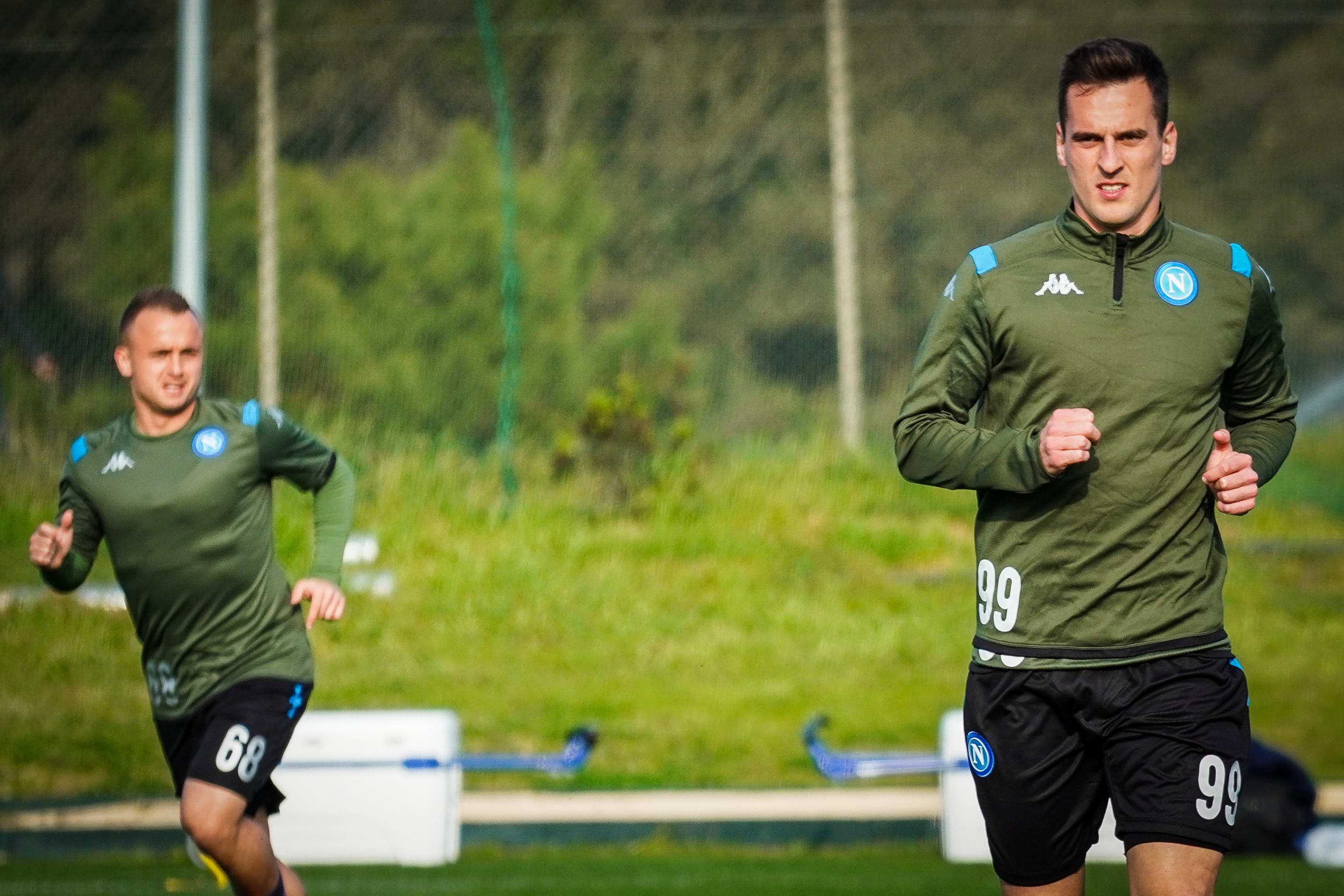 那不勒斯主帅赛前发言受关注，积极备战下一轮比赛的简单介绍