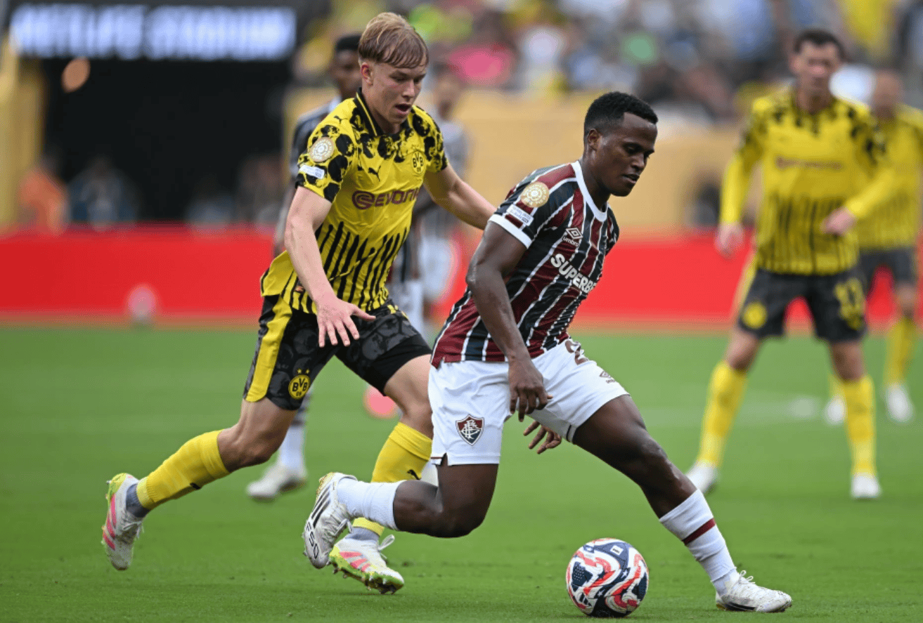 包含弗赖堡主场完胜,继续保持不败战绩的词条 包含弗赖堡主场完胜,继续保持不败战绩的词条