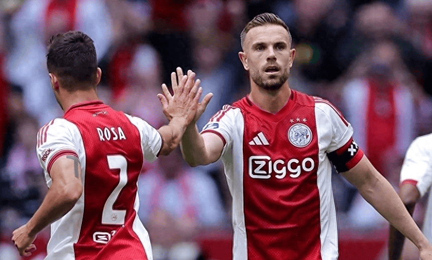 荷甲联赛：阿贾克斯大胜，领先积分榜